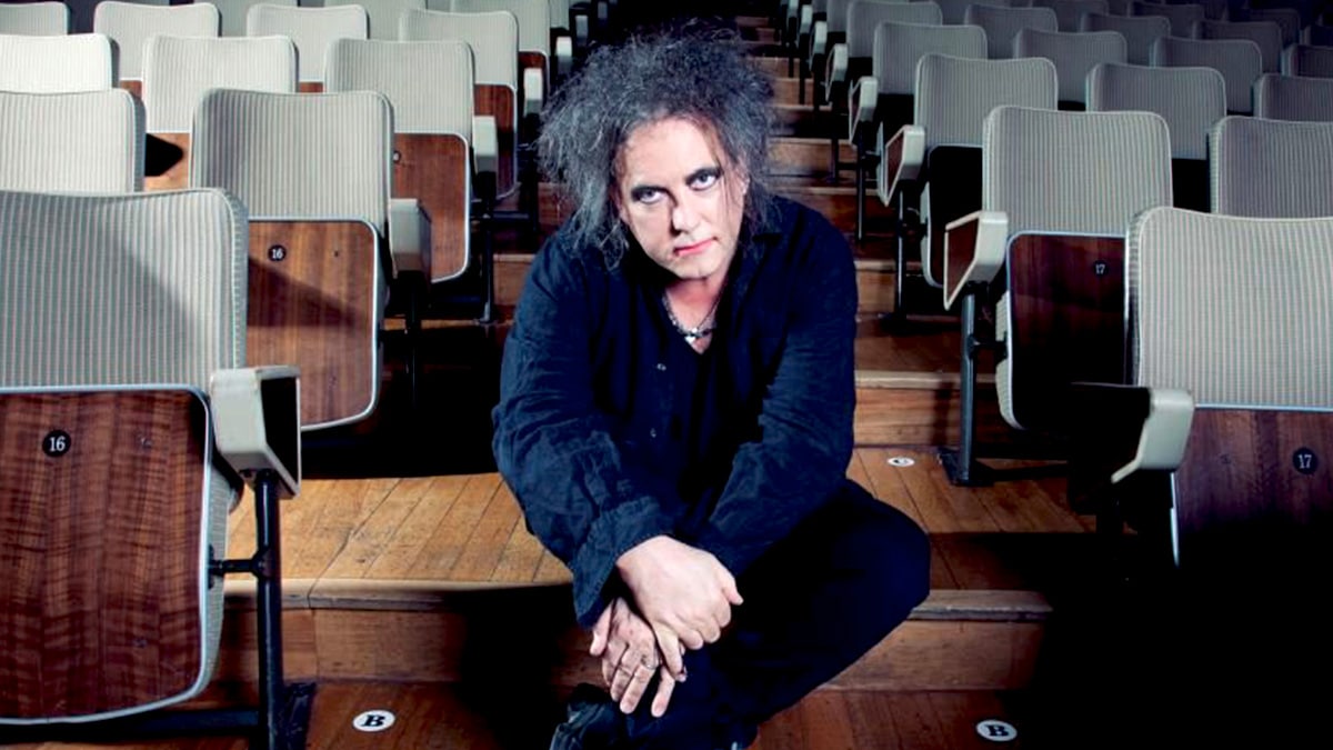 Robert Smith De The Cure Cree Que El Costo Por Servicio Que Cobran